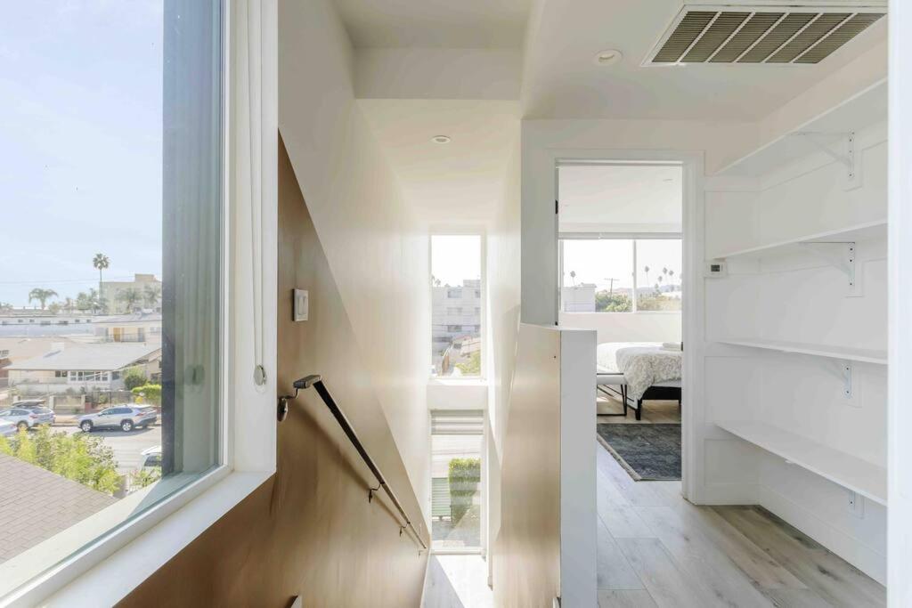 Villa Stunning Hollywood Townhouse With Sunny Views à Los Angeles Extérieur photo